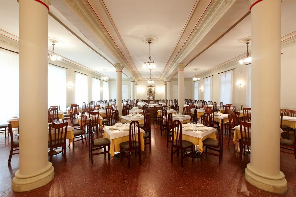 Gran Hotel Balneario De Liérganes Εξωτερικό φωτογραφία